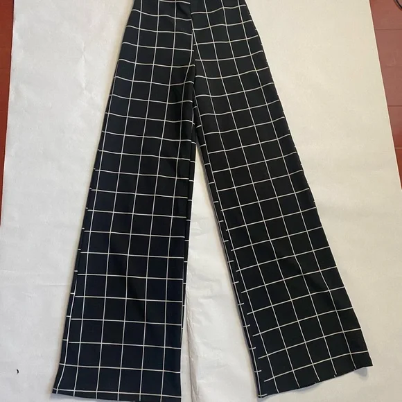 Black And white flared dress pants - Picture 4 of 6